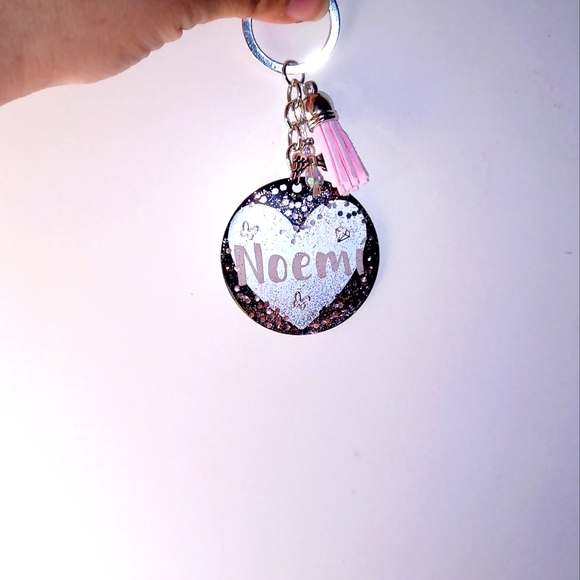 Personalized keychains with Names - Picture 9 of 10